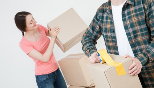 Checklist and moving essentials for a Finsbury Park removal van job