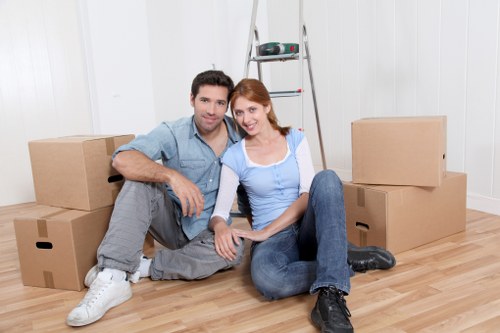 Local removals service supporting flats and houses near Finsbury Park